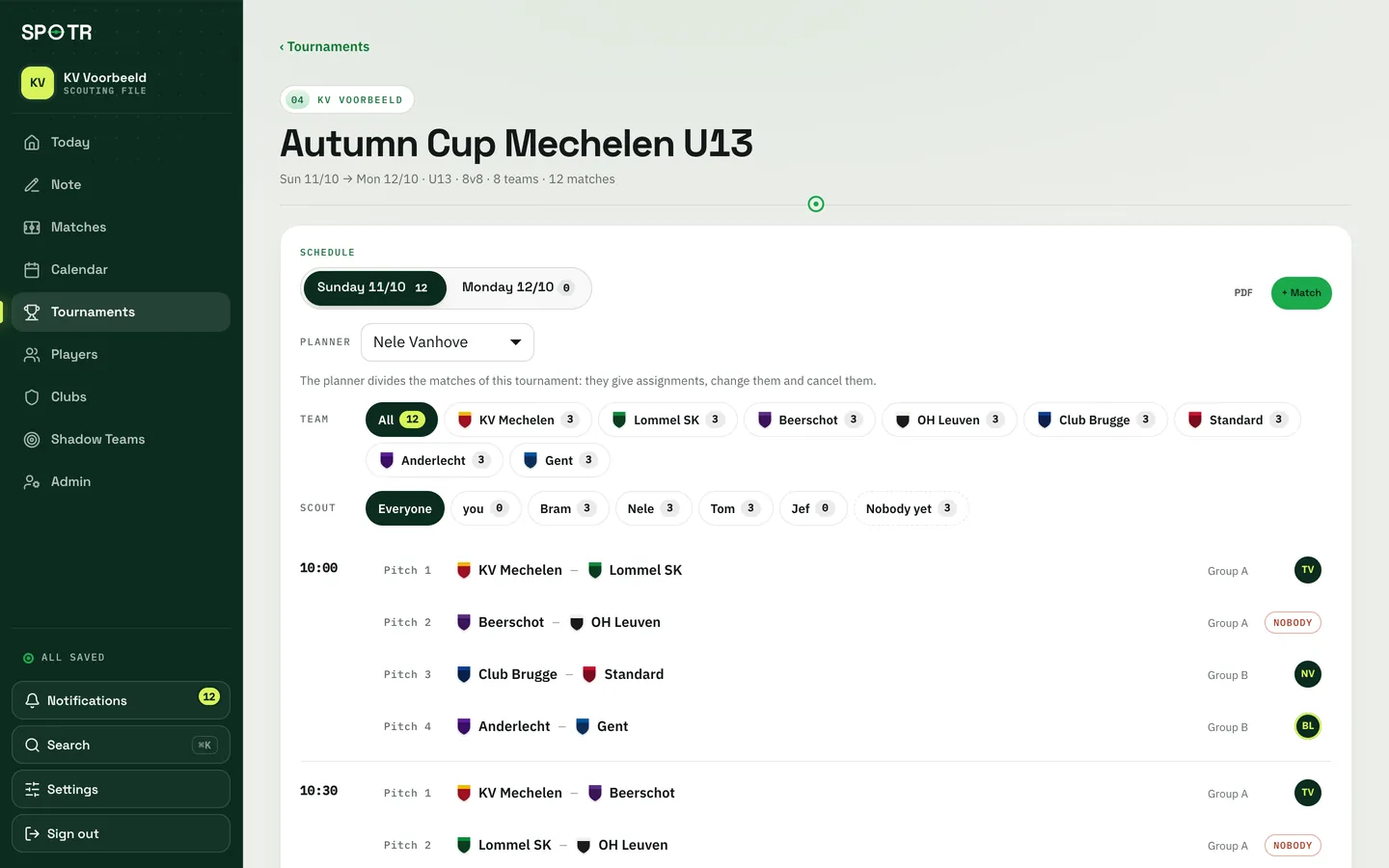 A tournament schedule: the matches per kick-off time, with the scouts who watch them.
